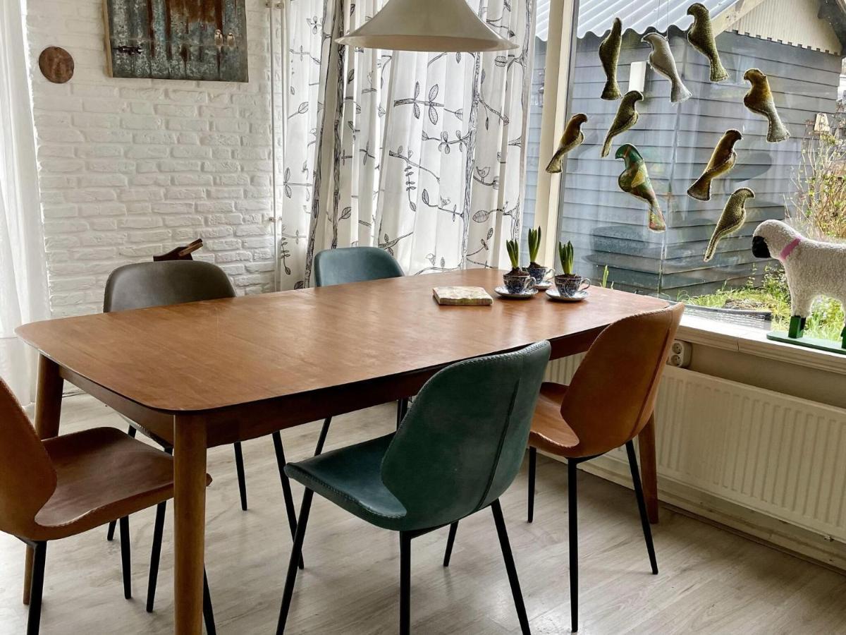Attractive Holiday Home With Garden ノールトウェイケルハウト　 エクステリア 写真
